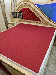 Quilted waterproof matress cover - Red